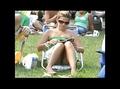 Büyük liseli amatör gizli çekim Kırmızı Minibüs